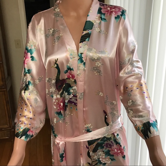 SOLD! Women's Kimono Robe Pink Floral Peacock & Floral Motif Satin Pockets Large - Picture 2 of 9